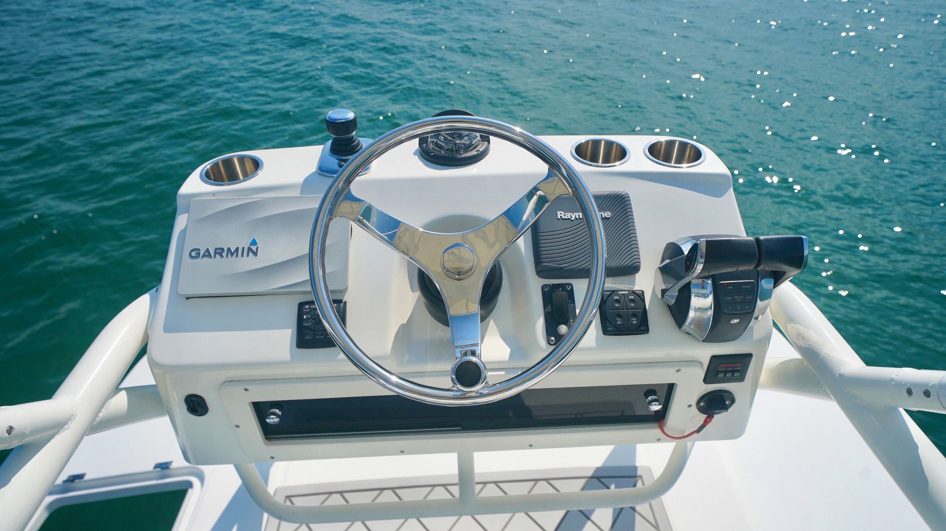 2013 Boston Whaler 350 Outrage - 105