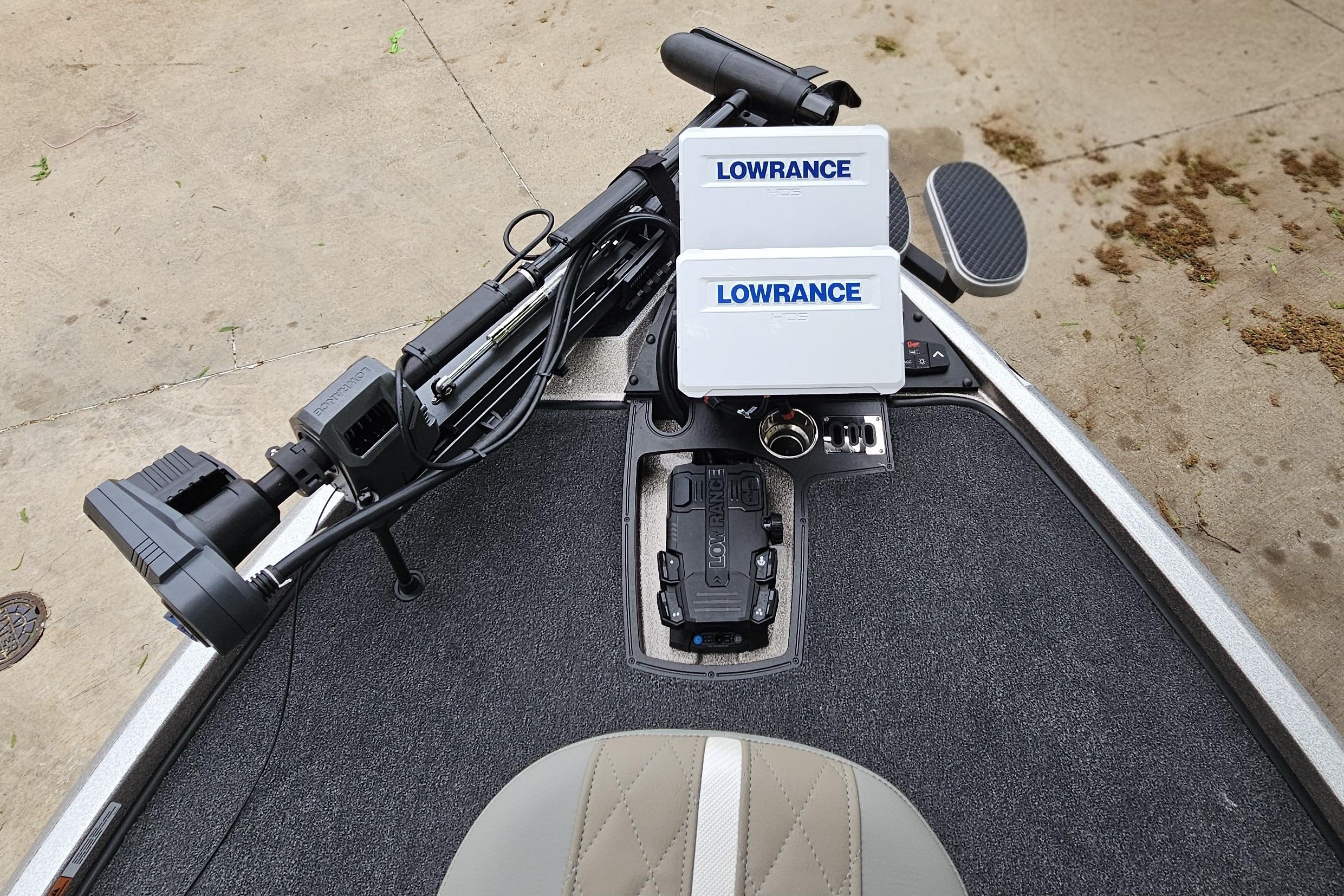 2026 Ranger Z521R Cup-Equipped boat with Lowrance electronics and trolling motor.