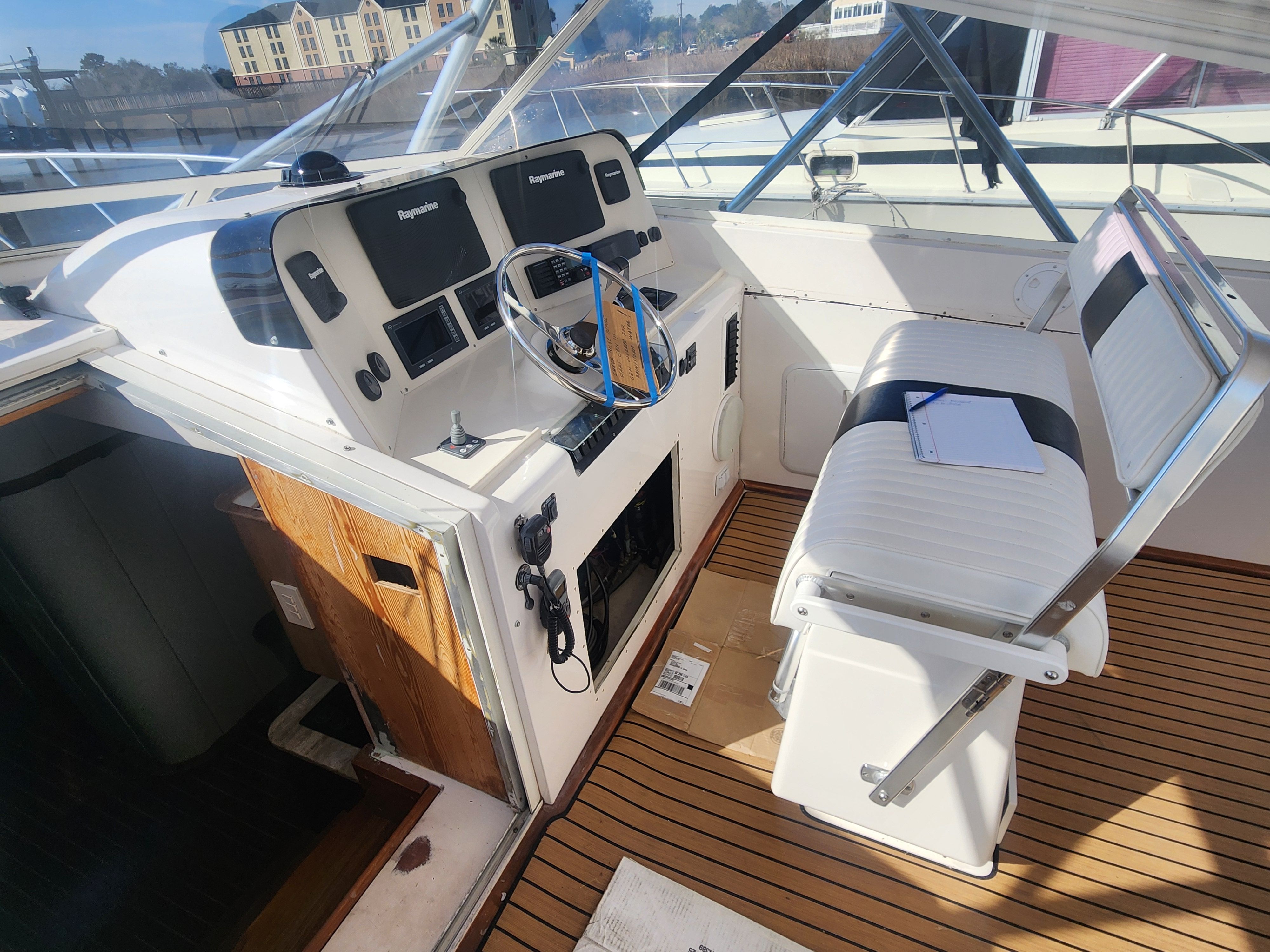 1998 Blackfin Express - 22