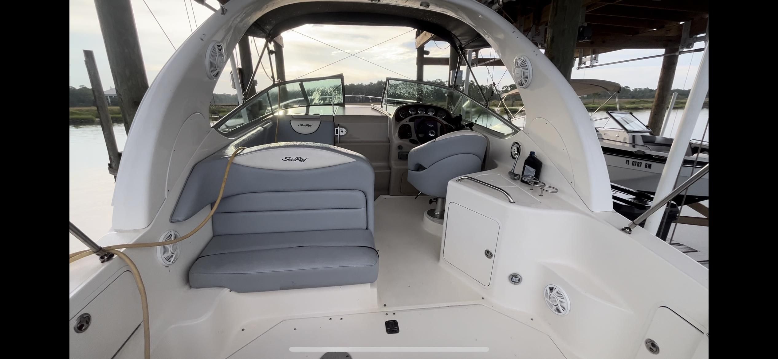 2004 Sea Ray Sundancer 280 - 12