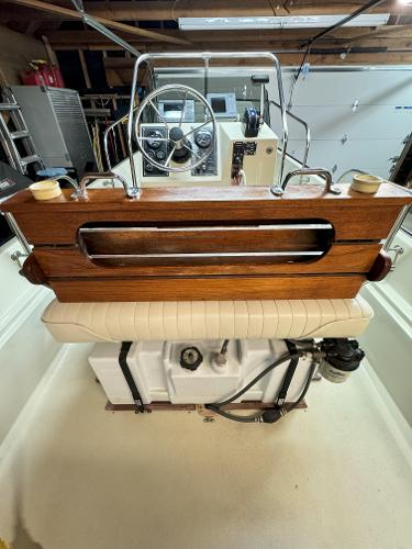 1986 Boston Whaler Montauk - 19