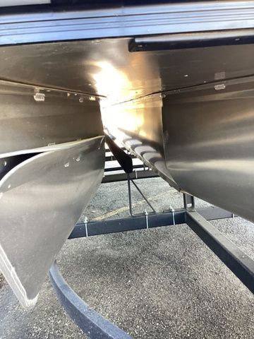 2026 SunCatcher Fusion 324SS - 62