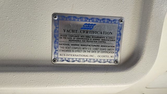 1995 Cruisers Yachts 3775 Esprit - 35