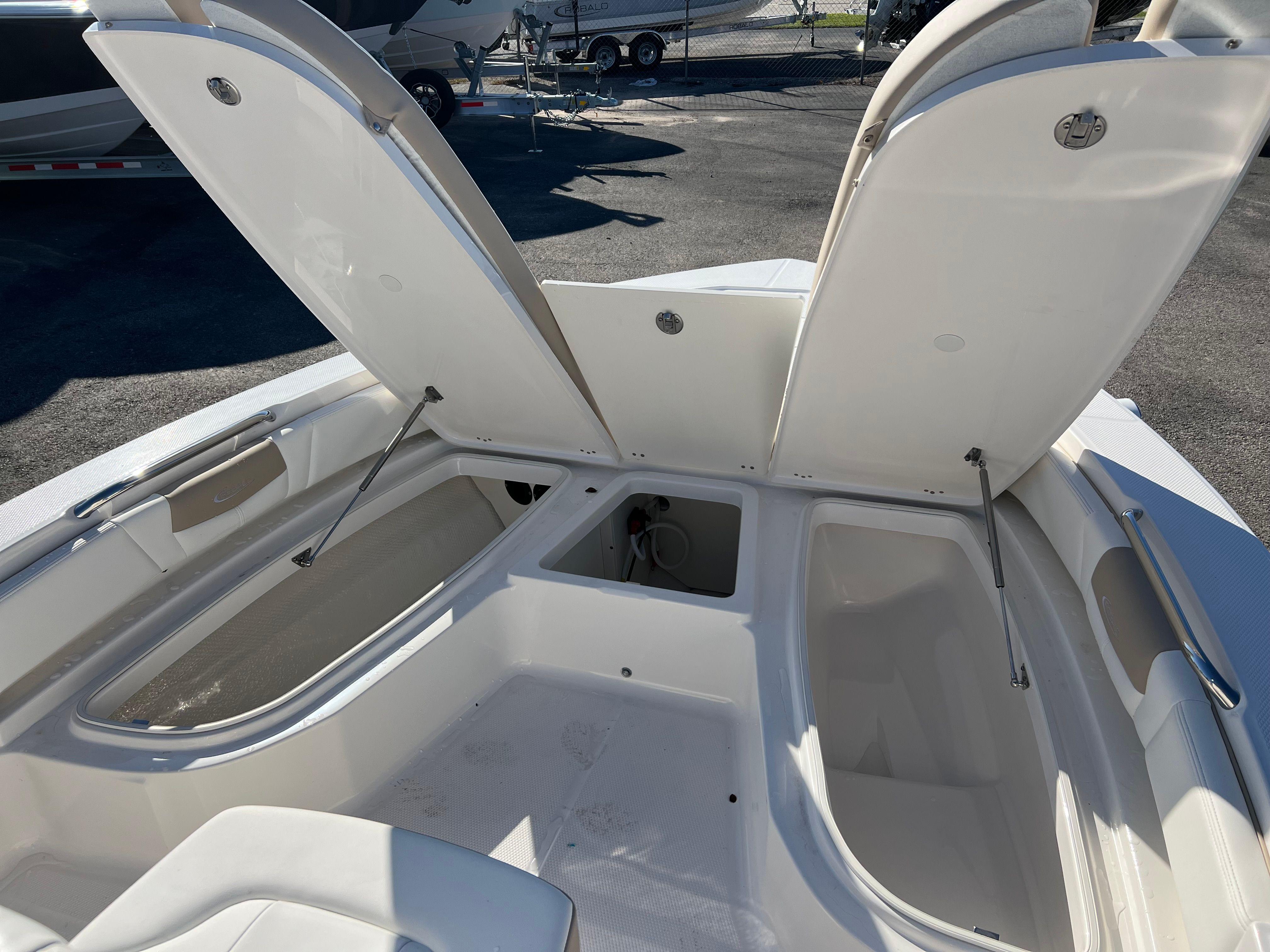 2025 ROBALO 206 CAYMAN STD - Image 17