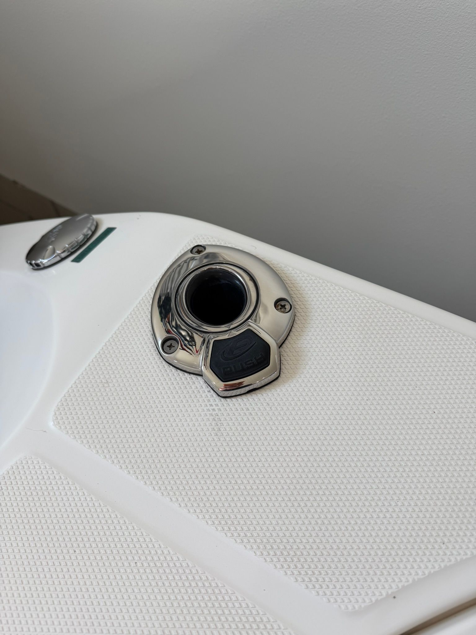 2018 Boston Whaler 380 Outrage - 59
