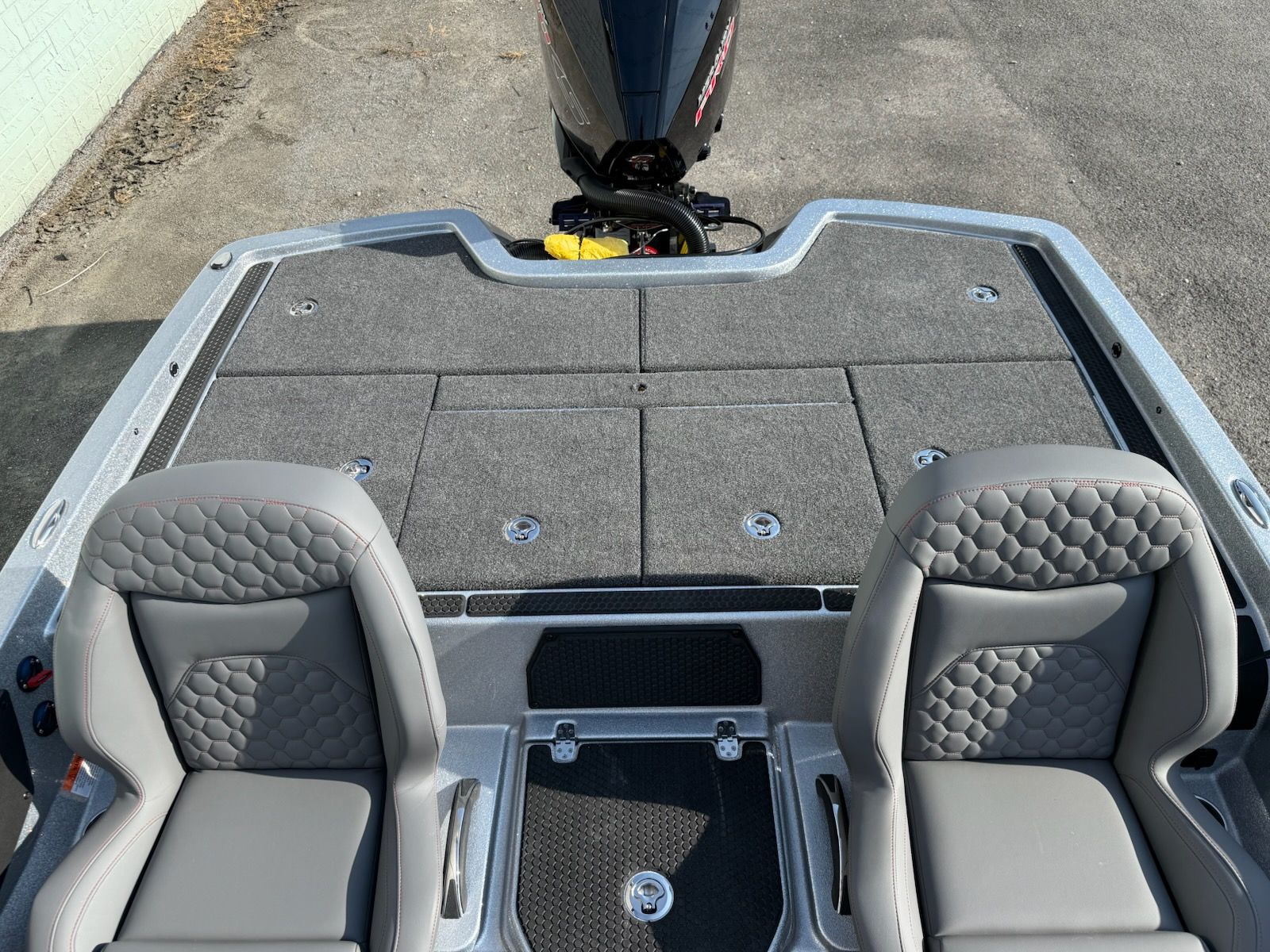 2027 iKon VLX21 - 10