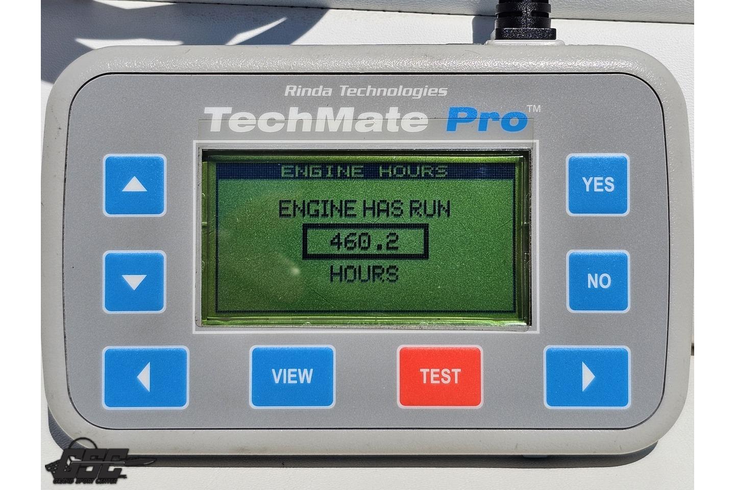 Rinda Technologies TechMate Pro displaying 460.2 engine hours for 2005 Formula 271 FASTech.