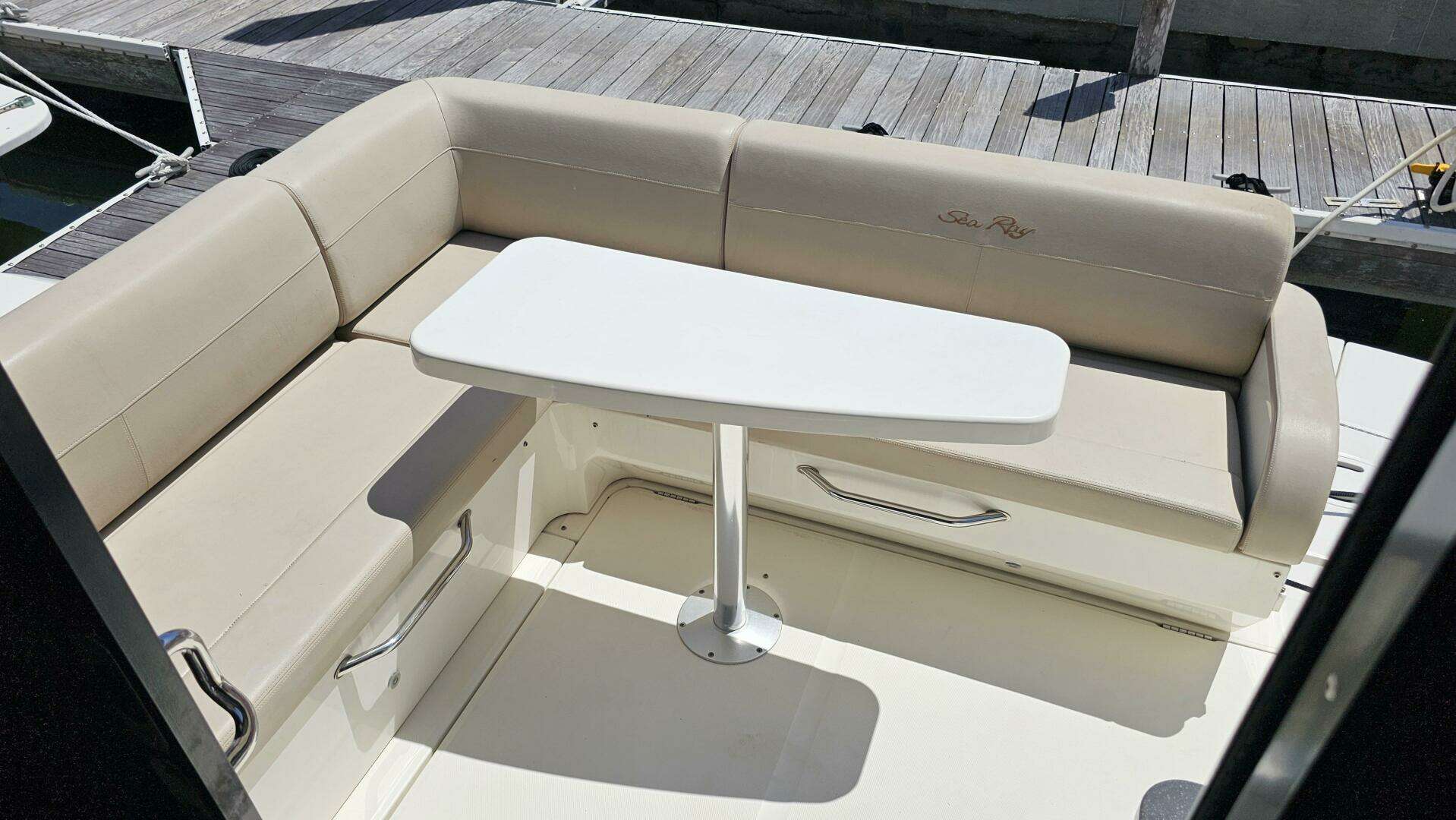 2016 Sea Ray — - Image 31