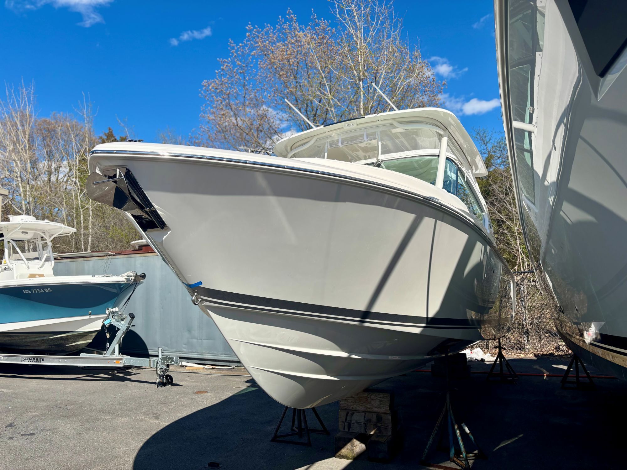 2026 Pursuit DC 266 Dual Console