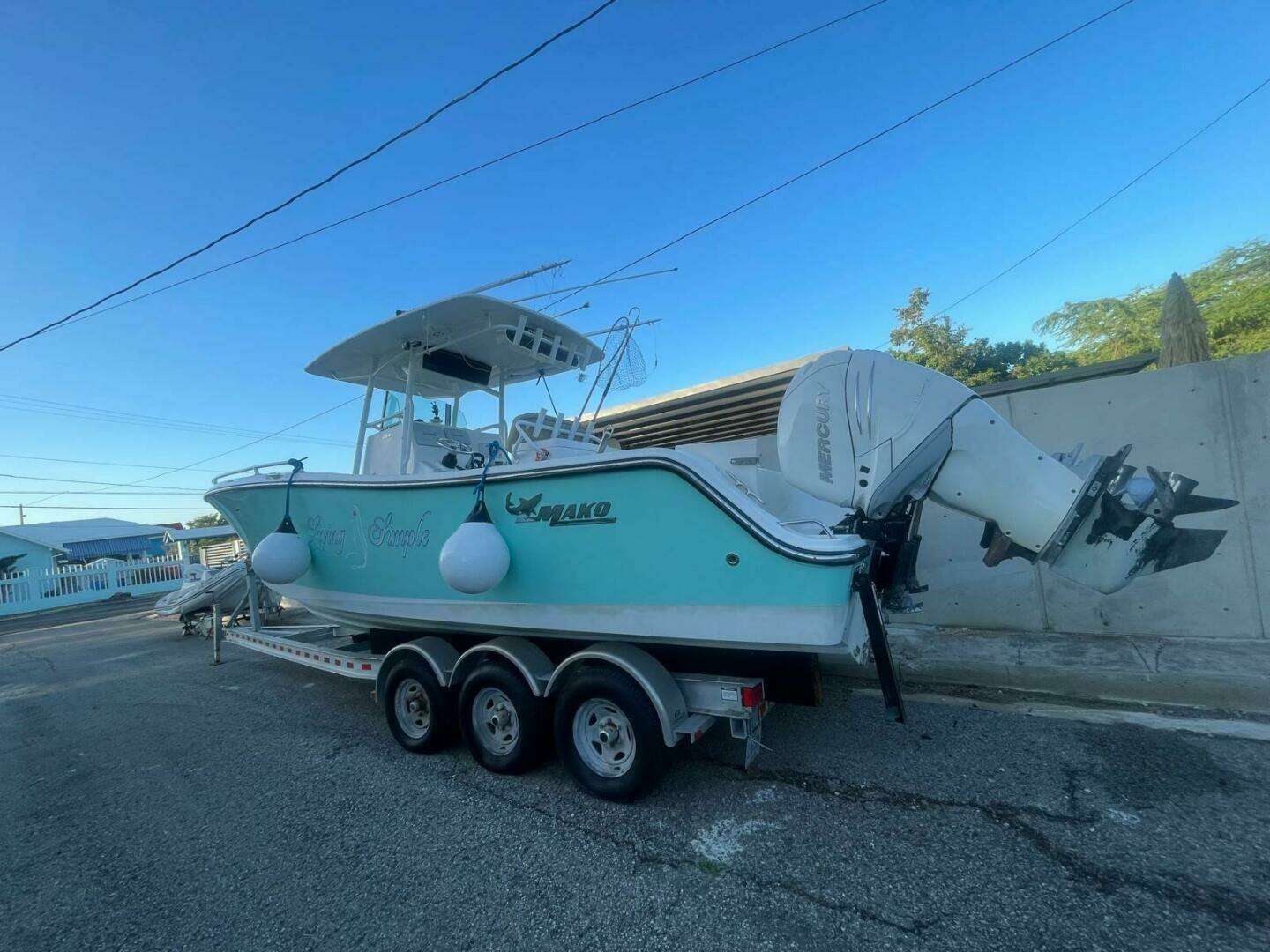 2016 Mako 284 Center Console - Image 2