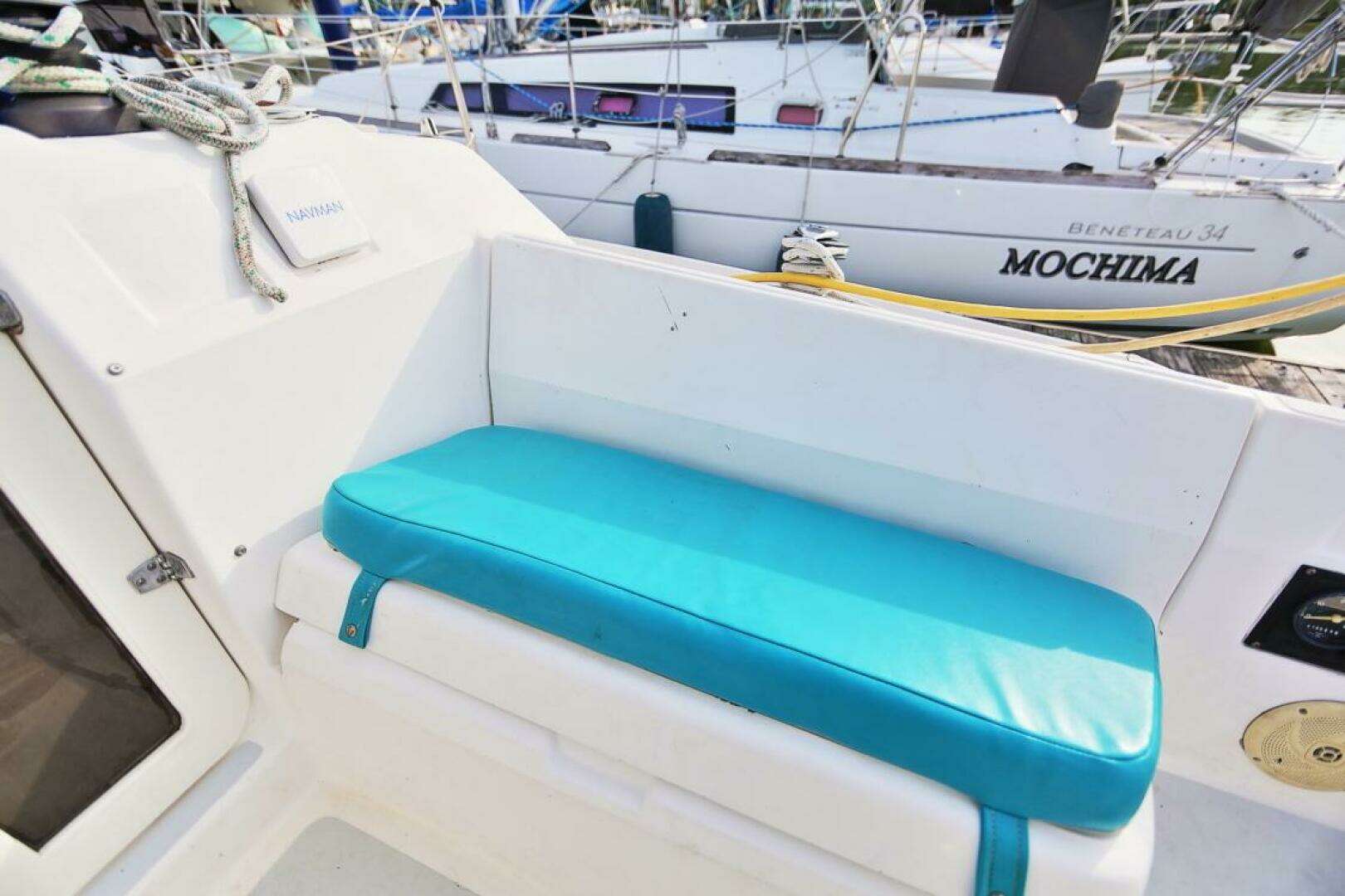 1989 Hunter 33.5 - Image 4