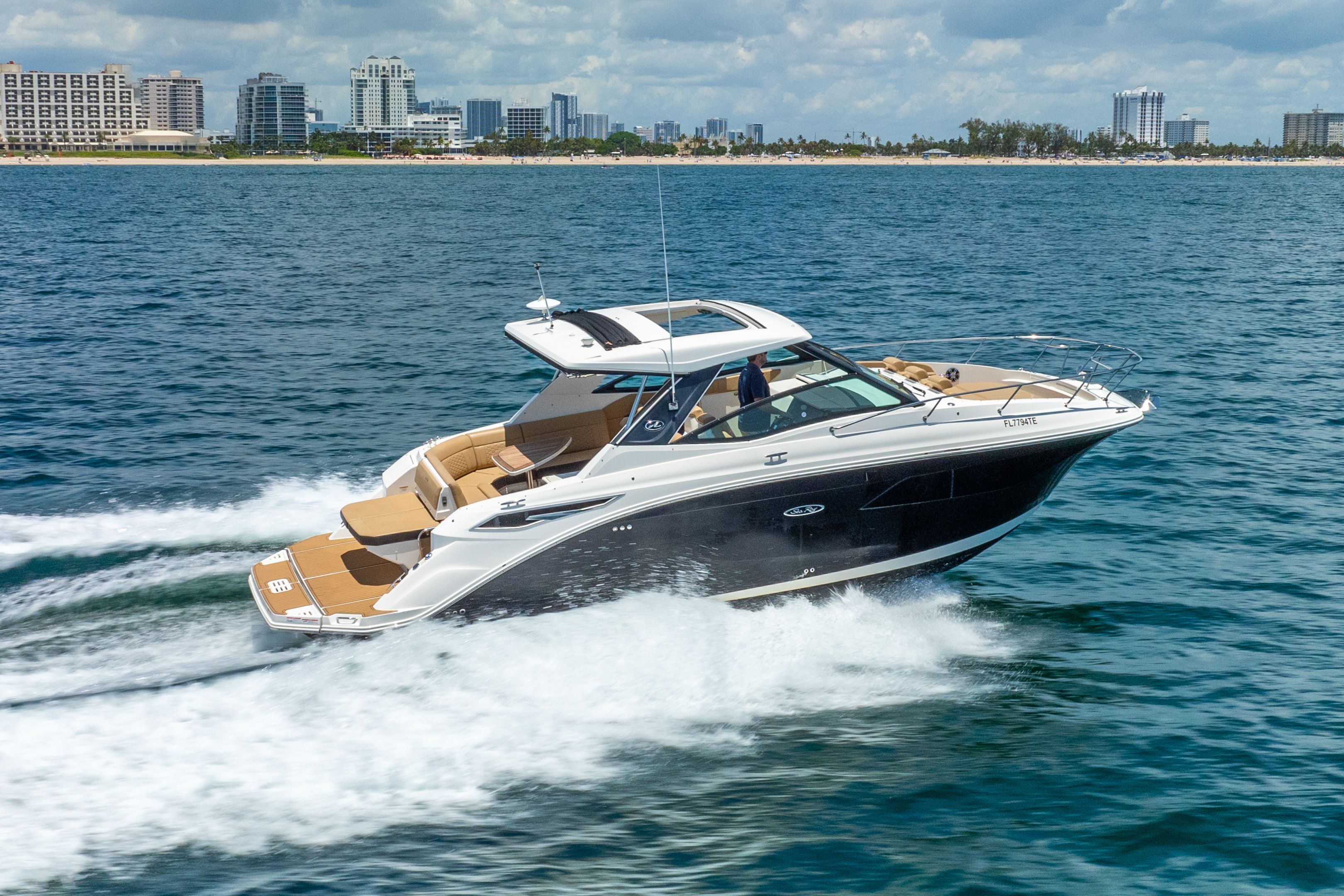 2020 Sea Ray Sundancer 320 - 9