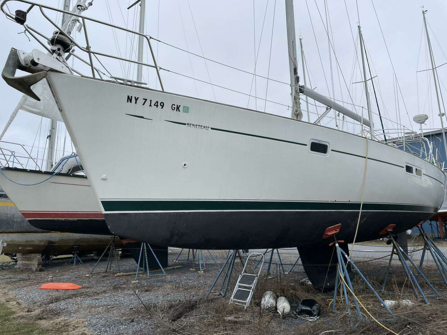 1998 Beneteau — - Image 5