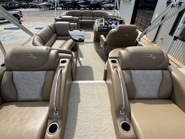 2016 Bennington 2575 QCW - 16
