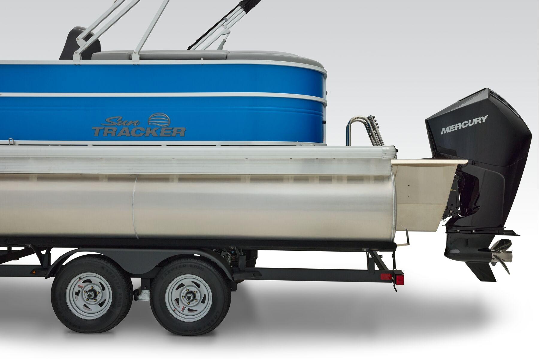2026 Sun Tracker Party Barge 24 XP3 - 71