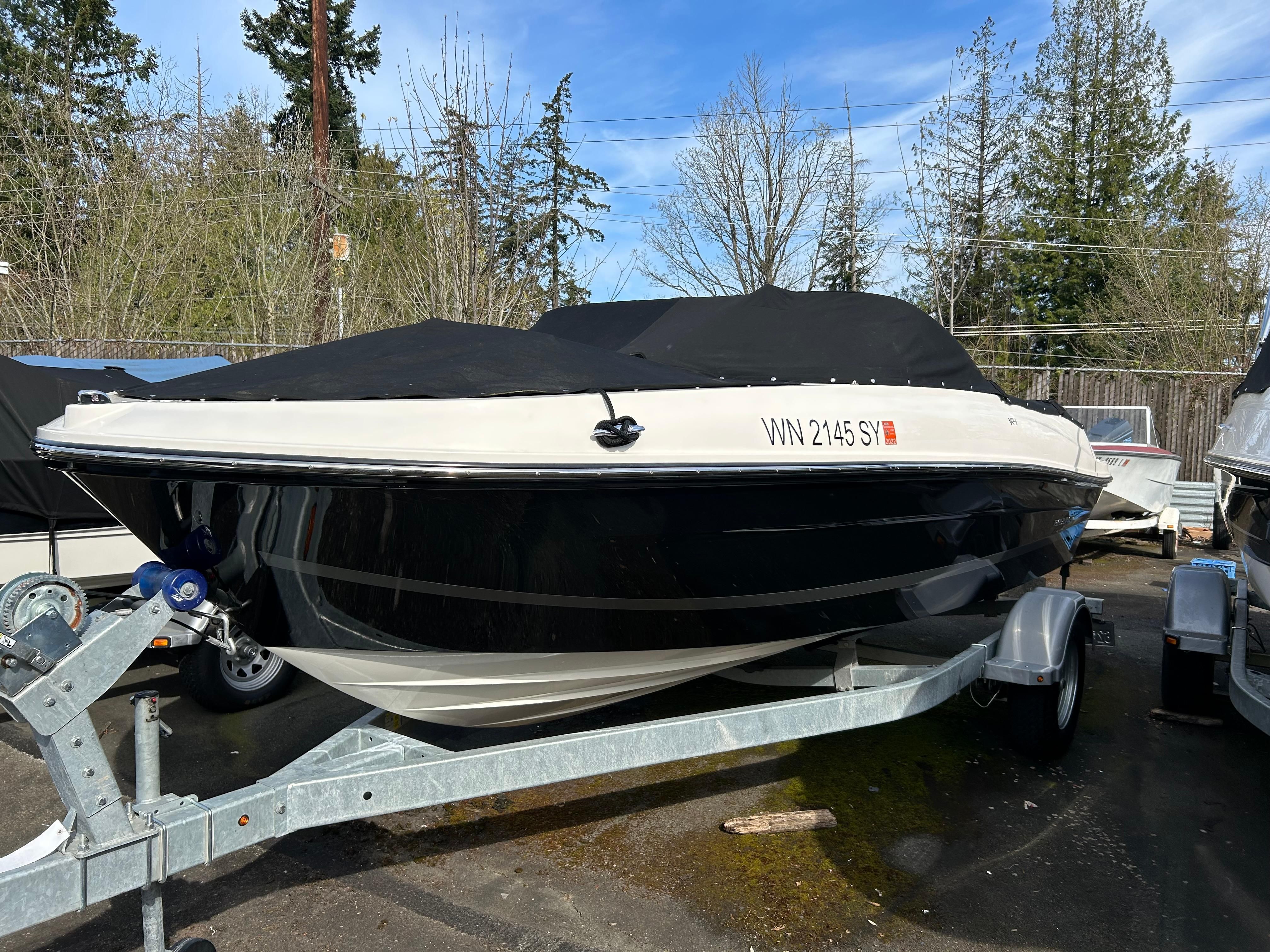 2021 Bayliner VR4 Bowrider I/O