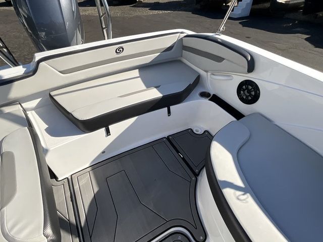 2023 Hurricane SunDeck Sport 205 OB - 19