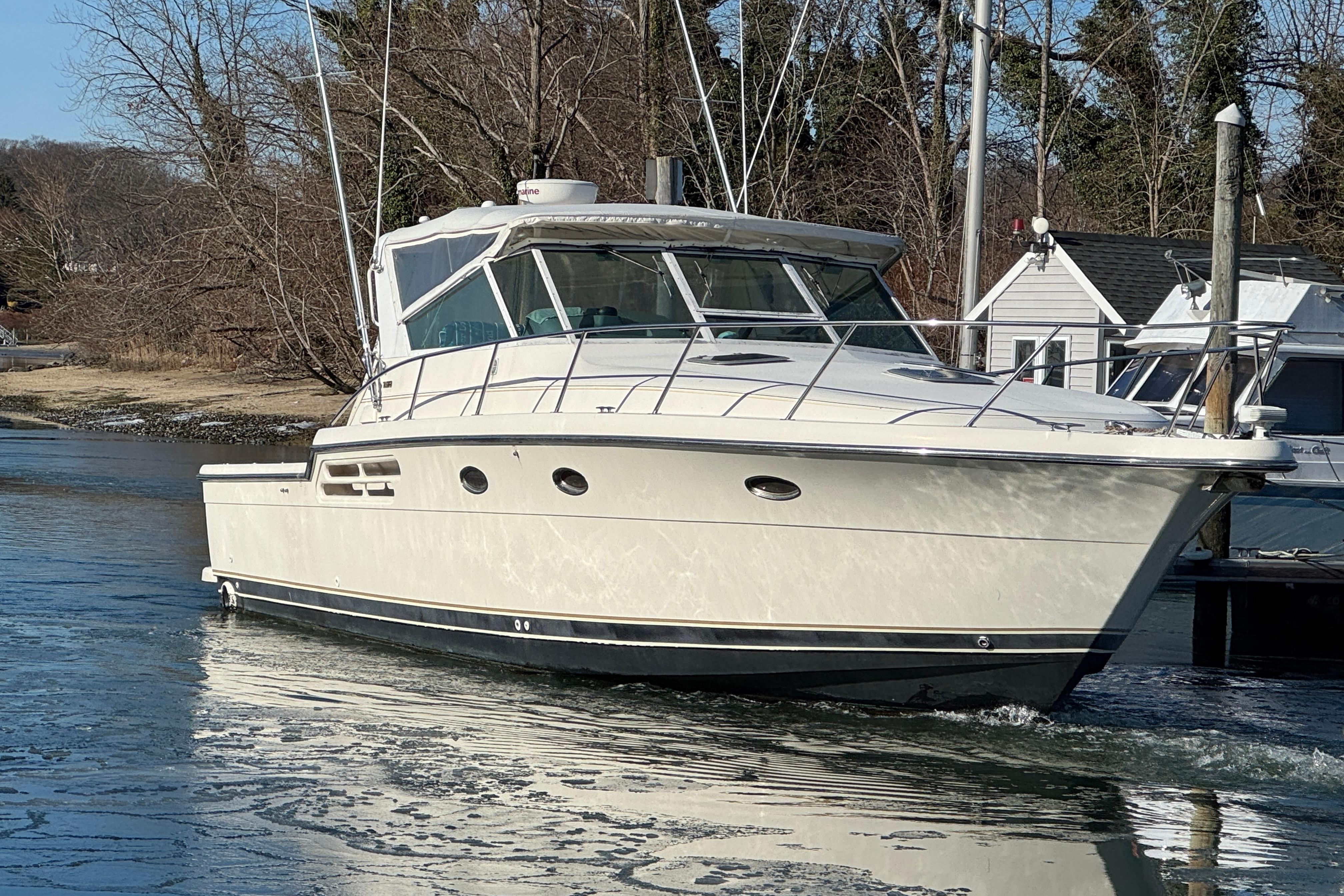 1998 Tiara Yachts 4100 Open