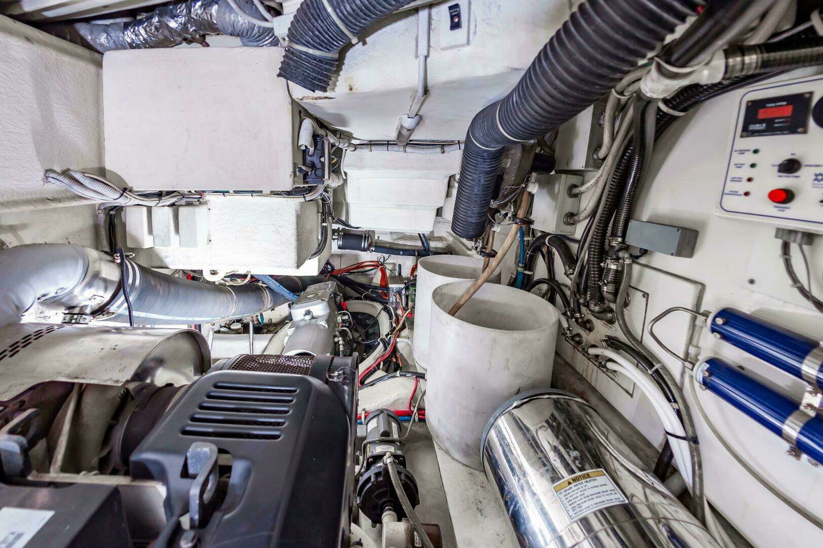 2013 Marquis 63 Sport Yacht - Image 79