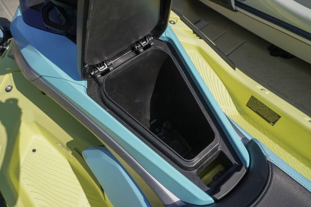 2025 Yamaha WaveRunner JetBlaster PRO 3-Up - 10