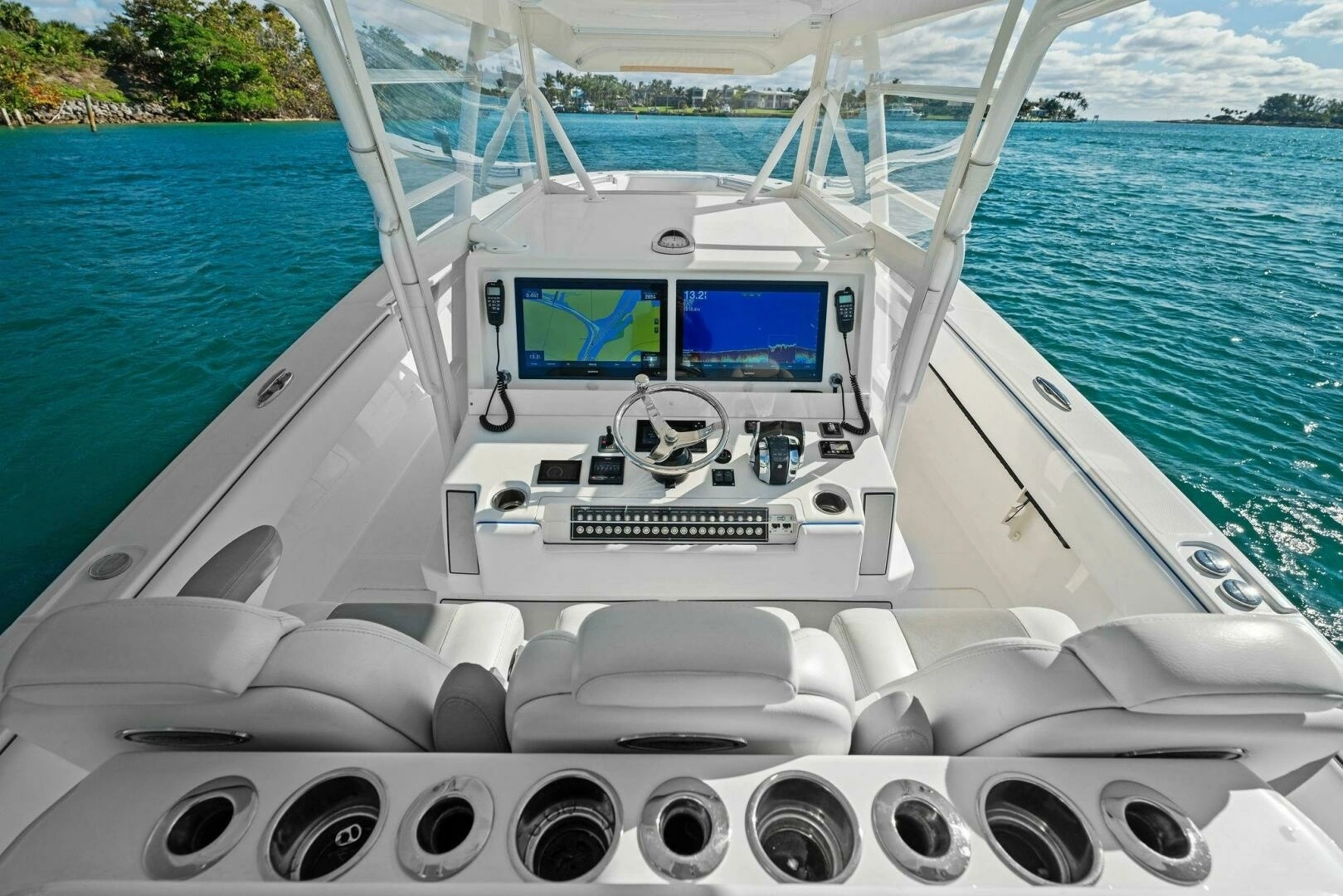 2019 Invincible 42 Open Fisherman - Image 3
