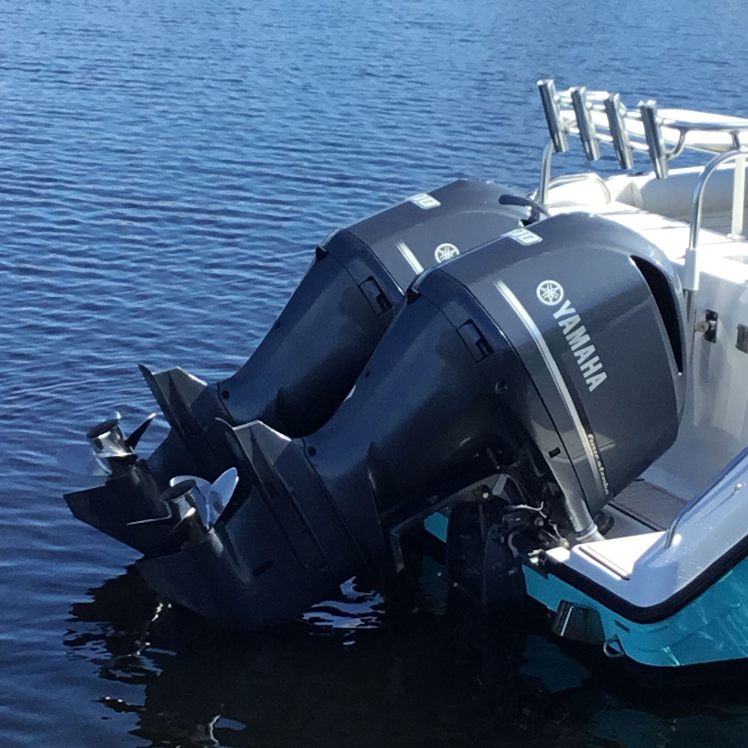 2004 Century 3200 Center Console - 8