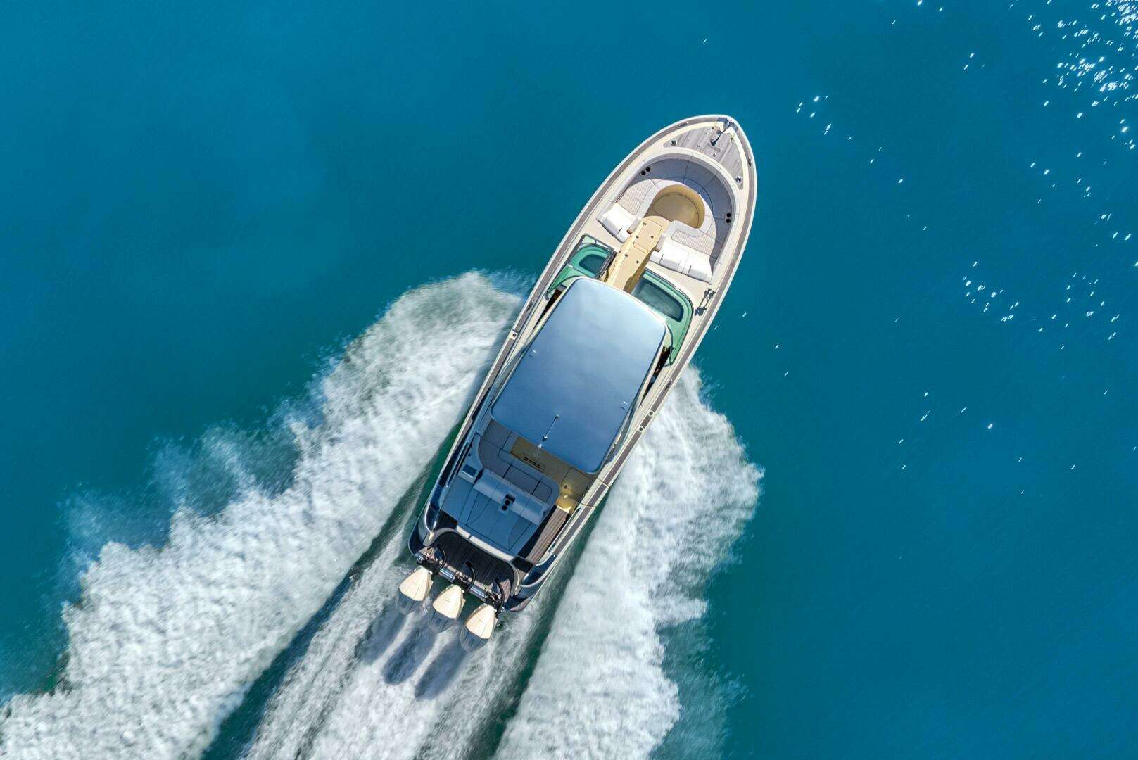 2021 Chris-Craft Launch 35 GT OB - Image 29
