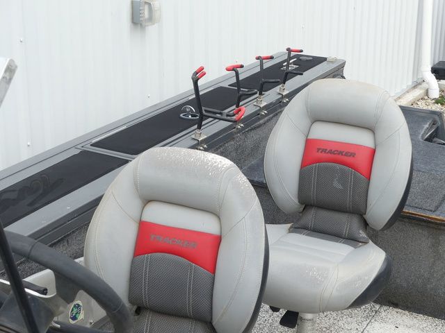 2016 Tracker Targa V-18 WT - 17