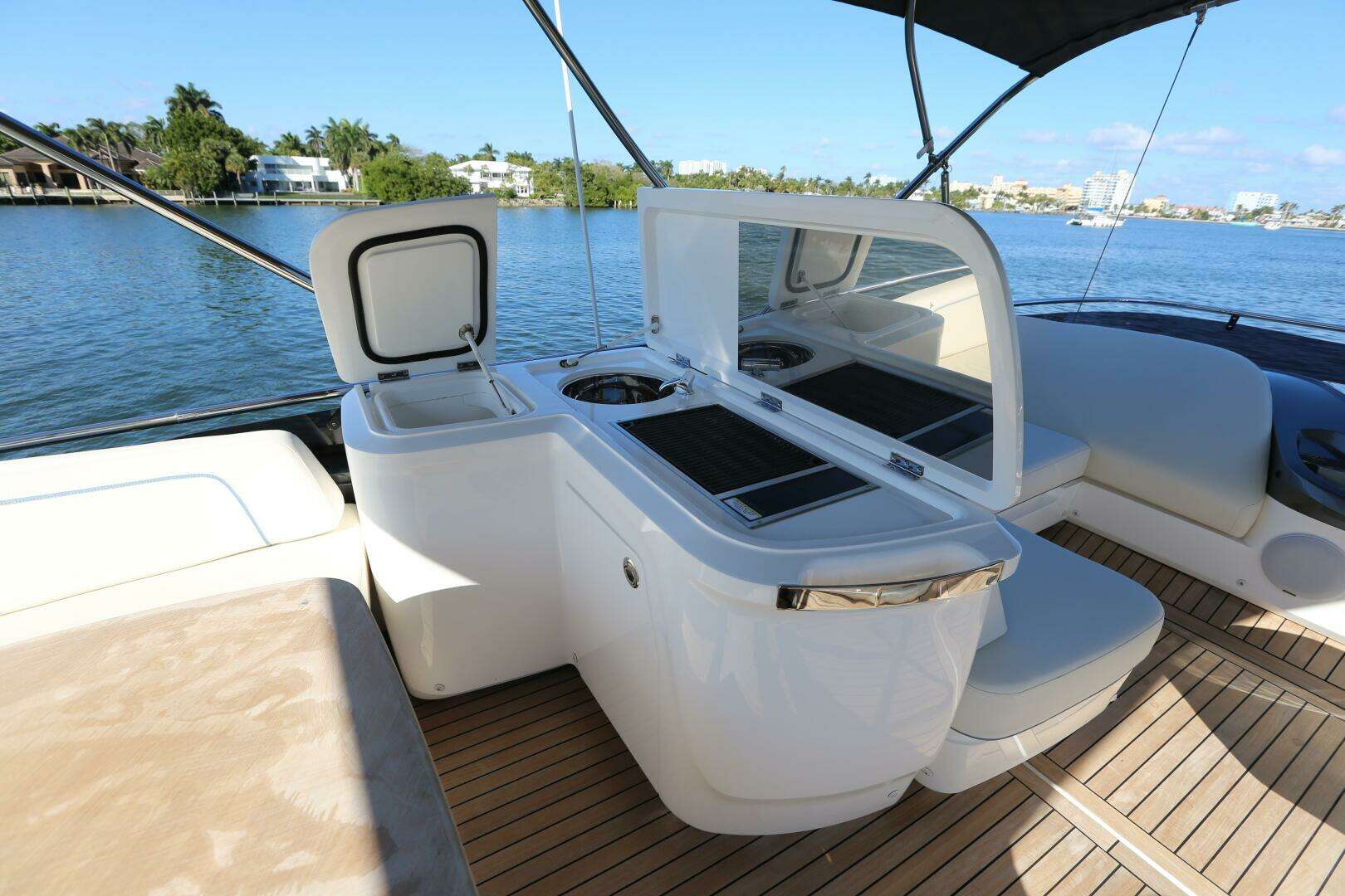 2024 Princess Princess F45 - Image 16