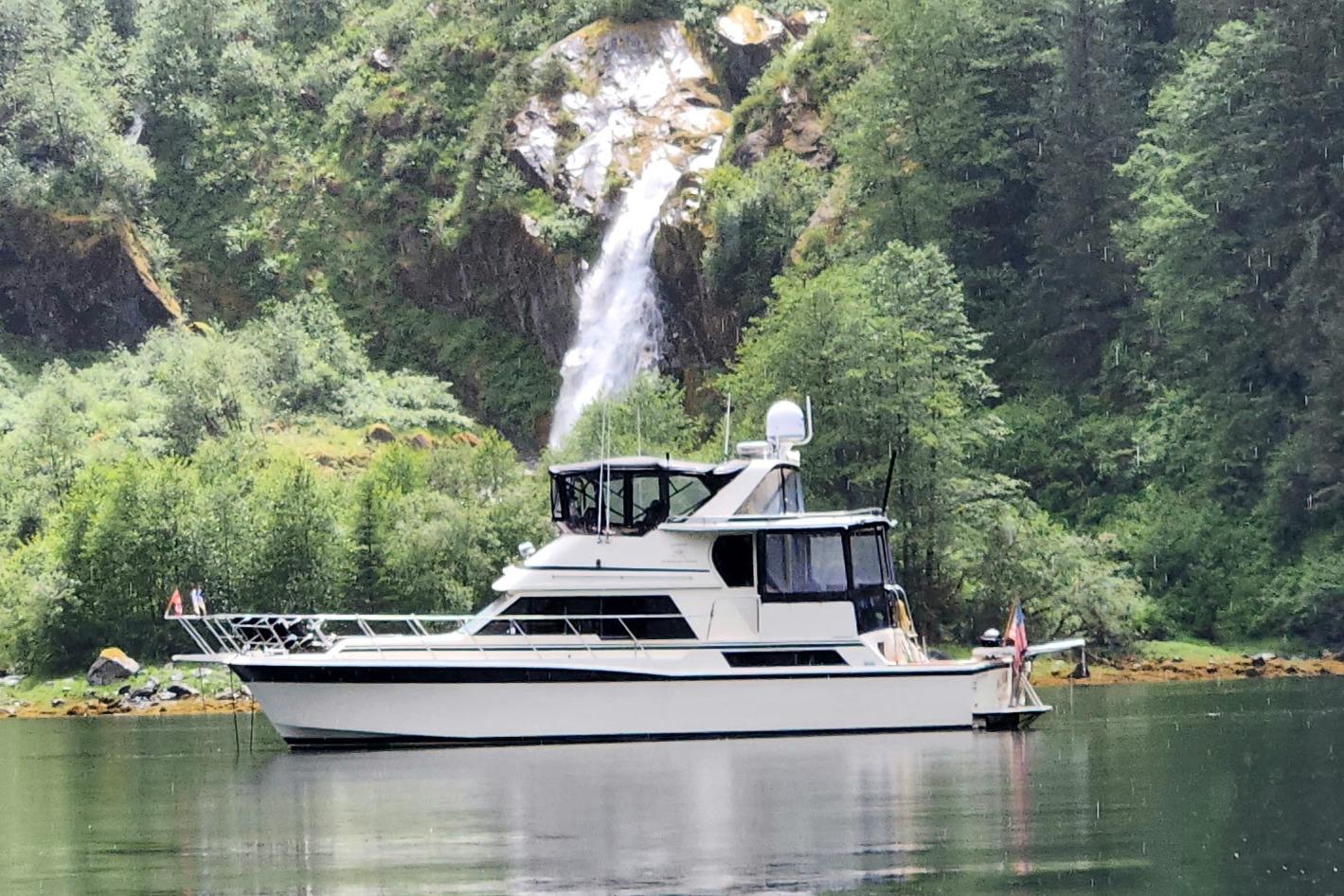 1988 Camargue 48 Cockpit Motor Yacht