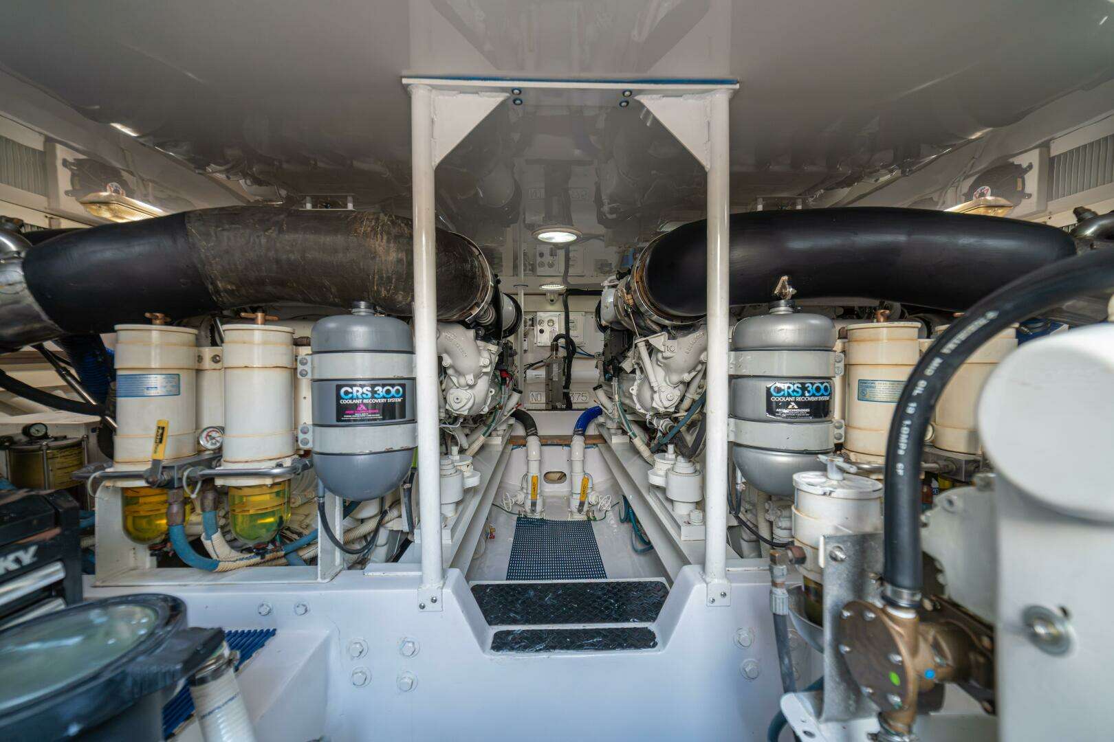 2006 Viking 56 Convertible - Image 69