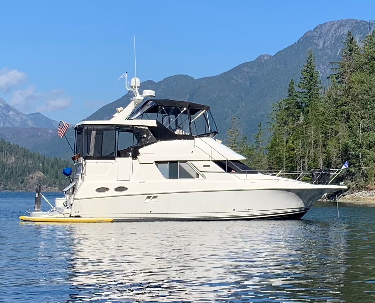 1998 Silverton 372 Motor Yacht
