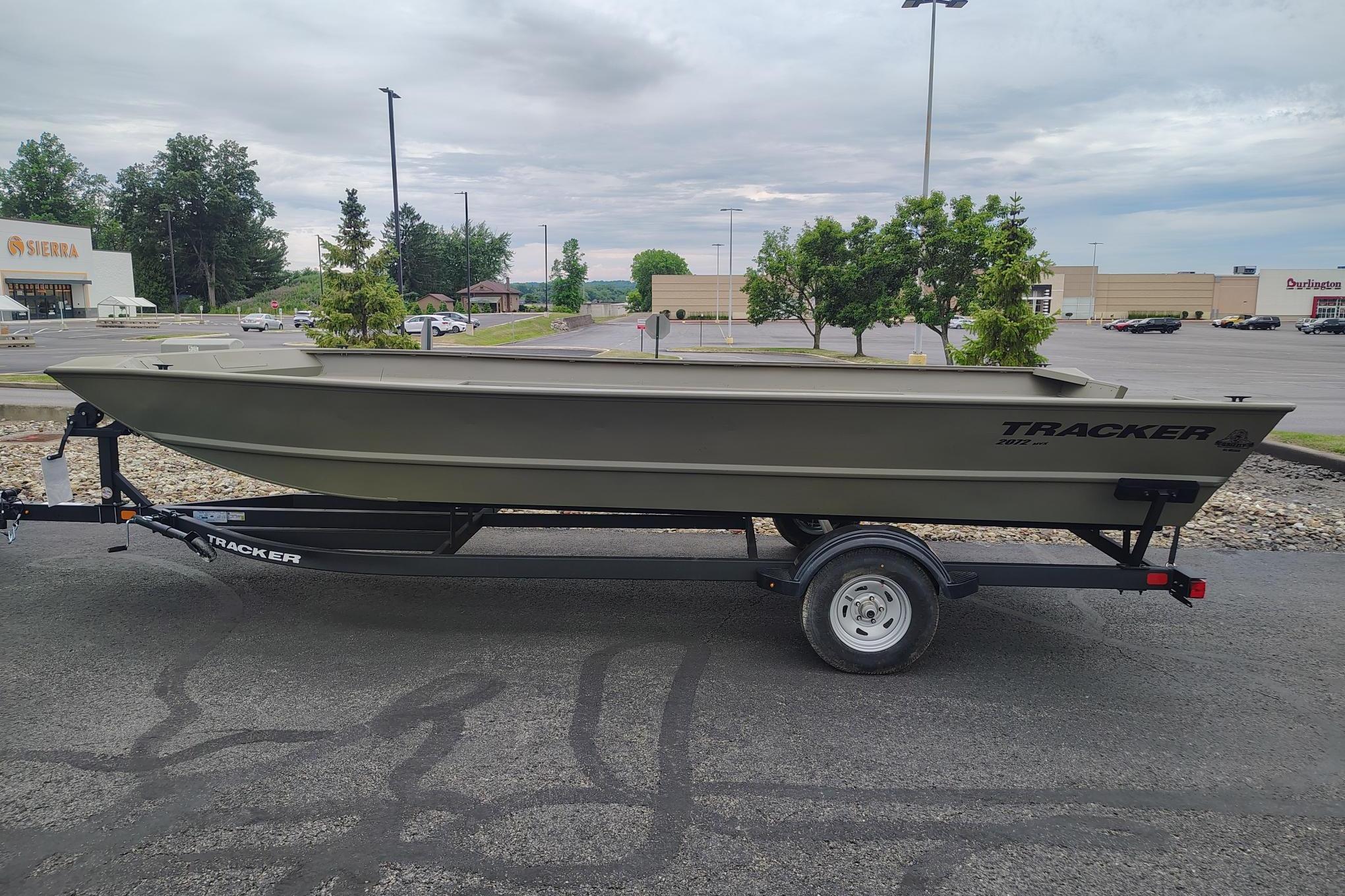 2026 Tracker Grizzly 2072 Utility