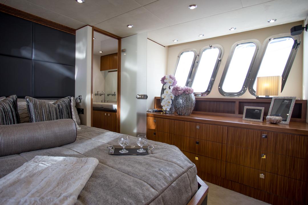 2015 Mazarin 72 Sport Fly - 12