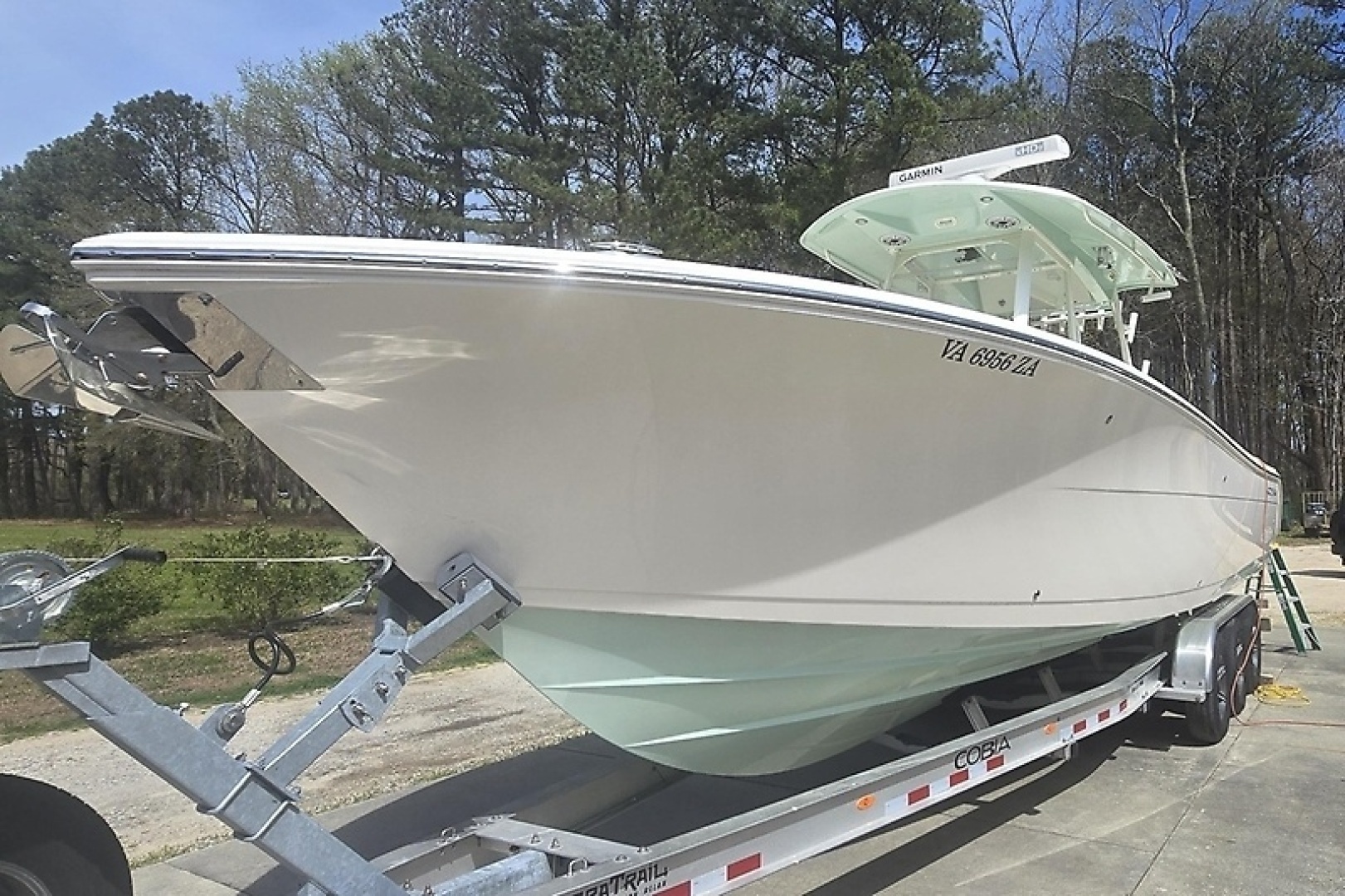 2020 Cobia 320 Center Console - Image 18