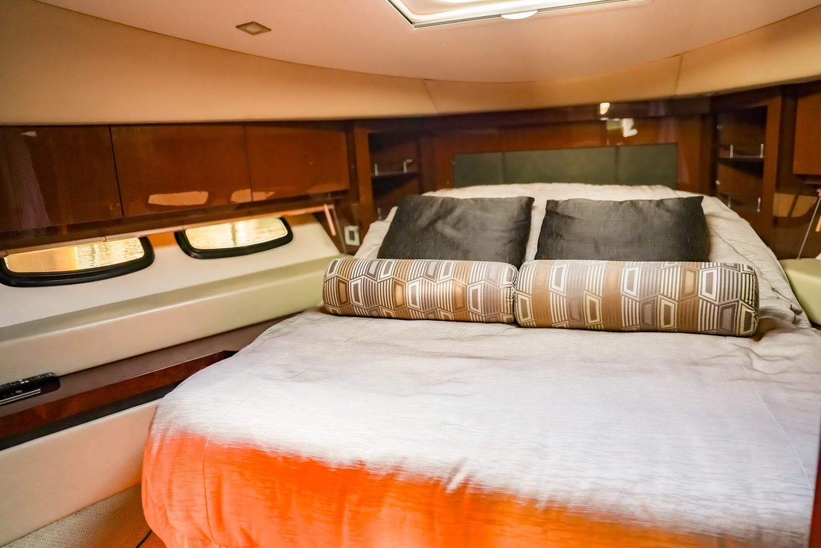 2015 Sea Ray Sundancer 510 - Image 44