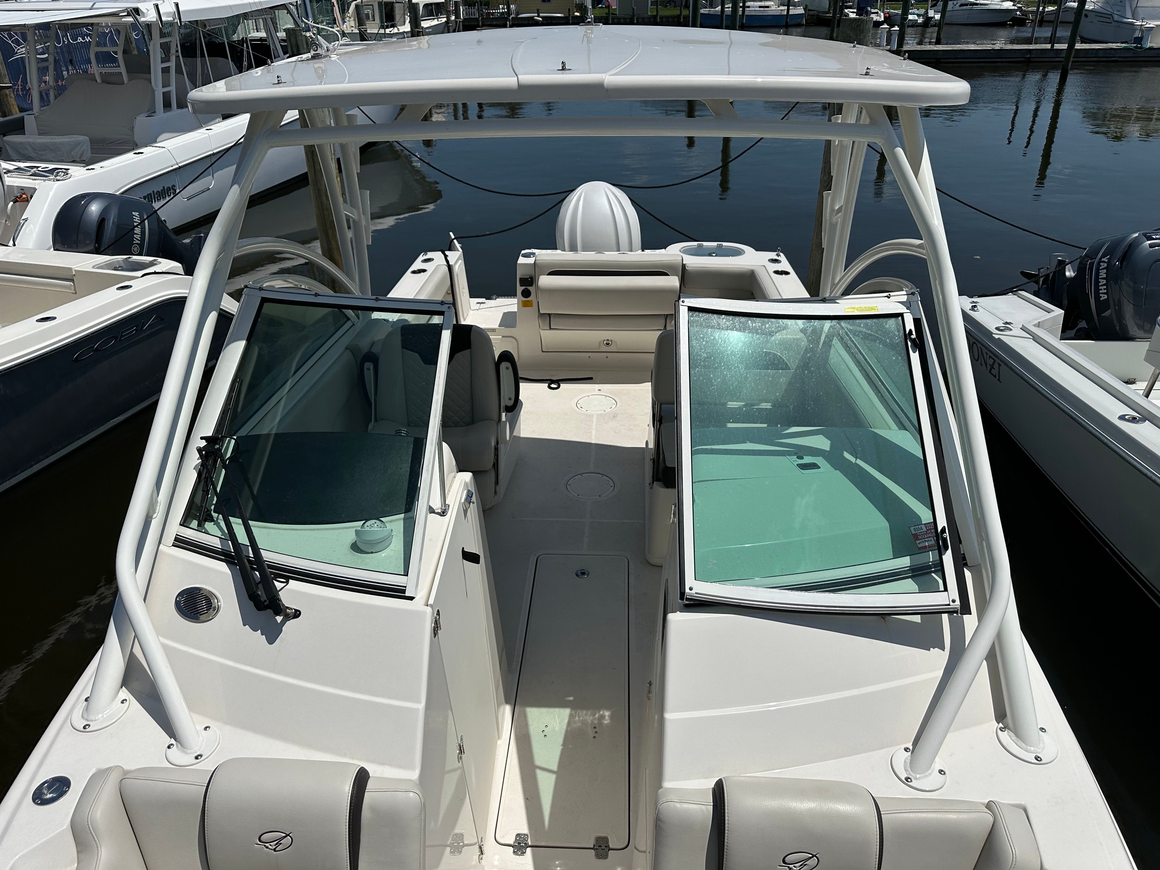 2023 Sailfish 245 DC - 4