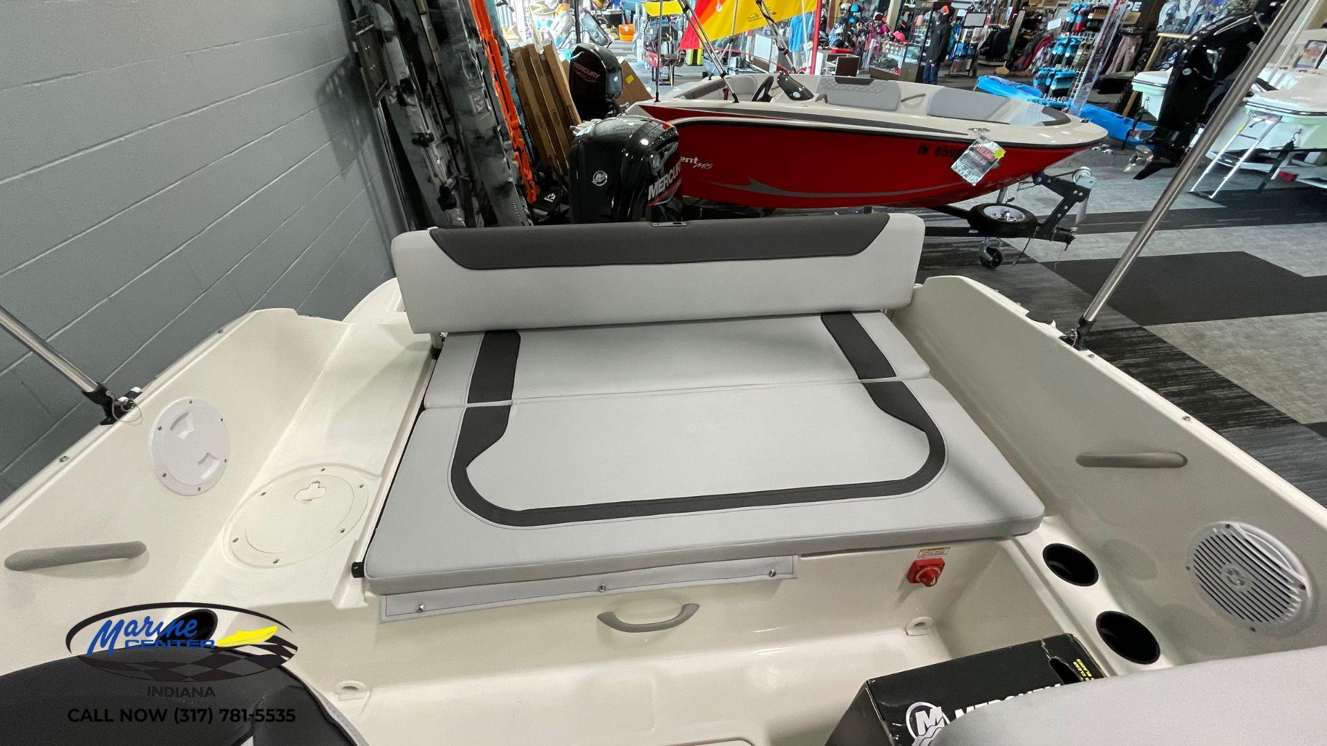 2024 Bayliner Element M19 - 14
