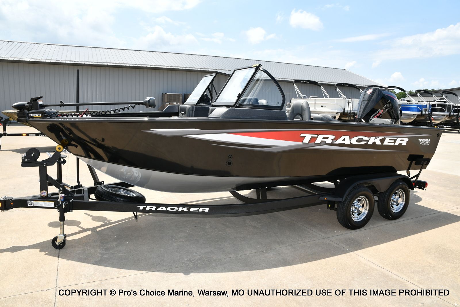 2026 Tracker Targa V-19 Combo - 23