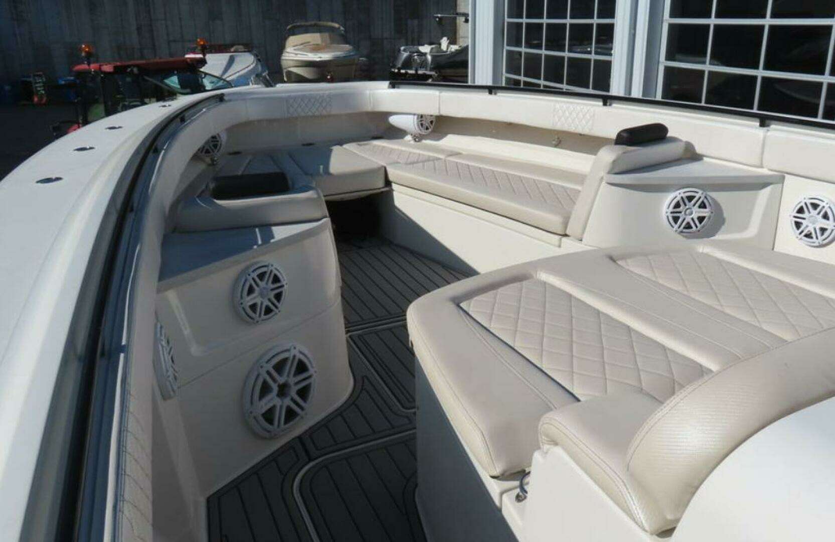 2018 HCB 53 Suenos - Image 47
