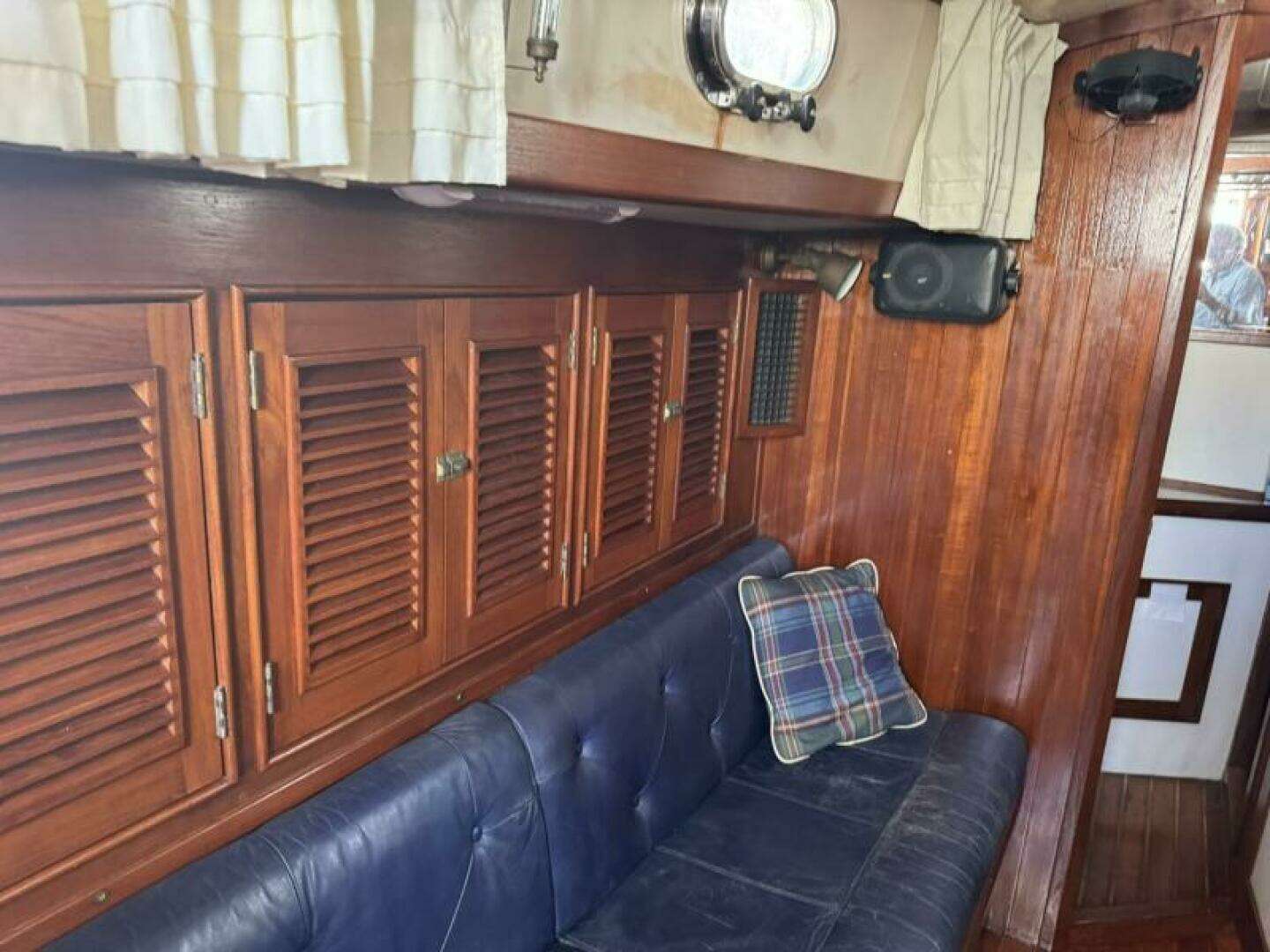 1988 Shannon 50 - Image 68