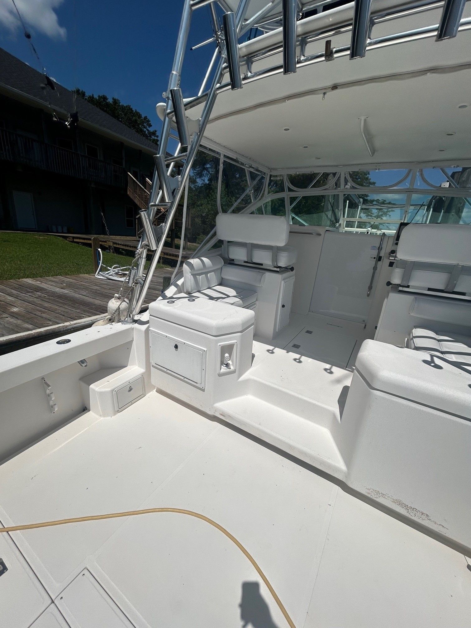 2002 Cabo 31 Express - 10