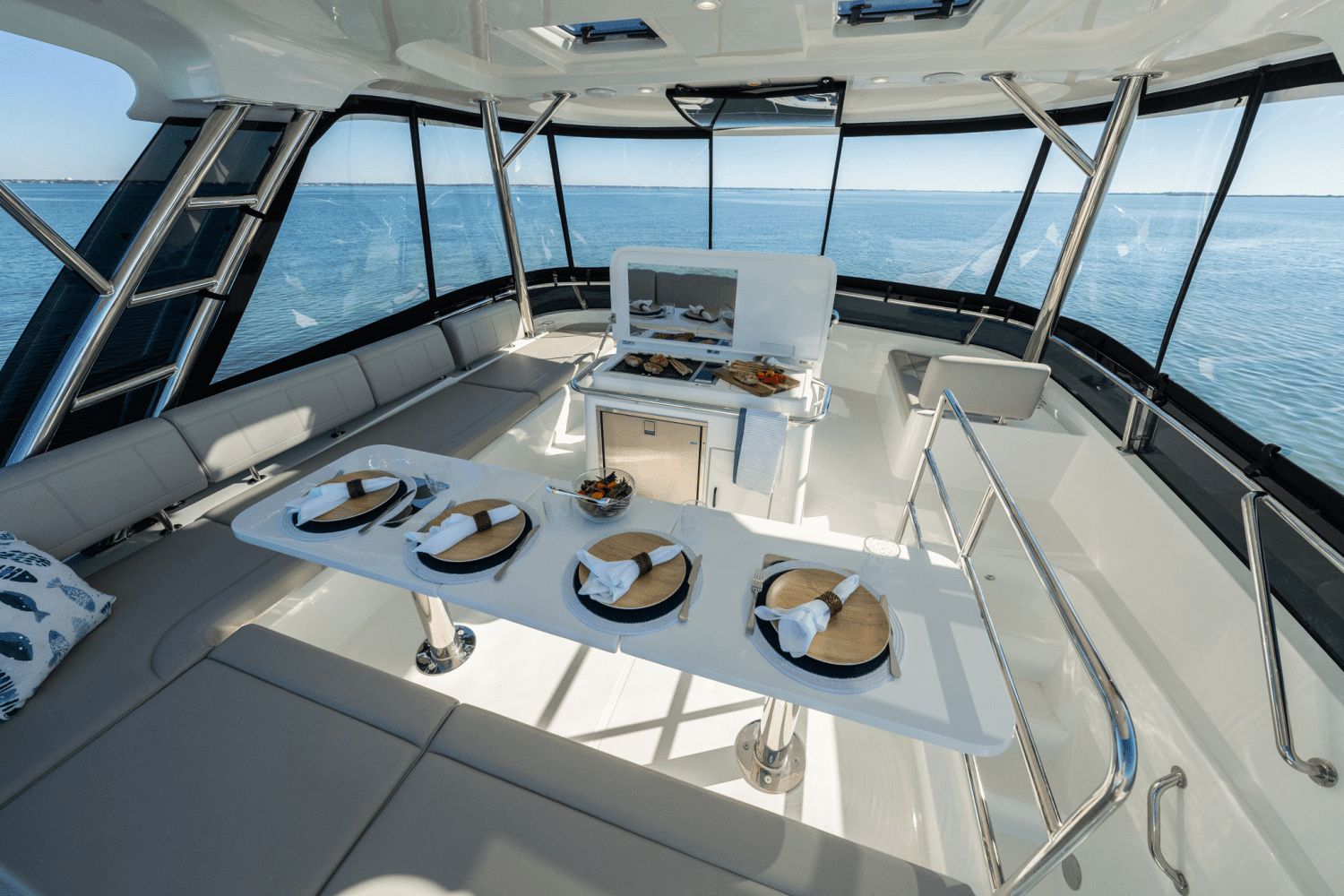 2025 Aquila 42 Yacht - 37