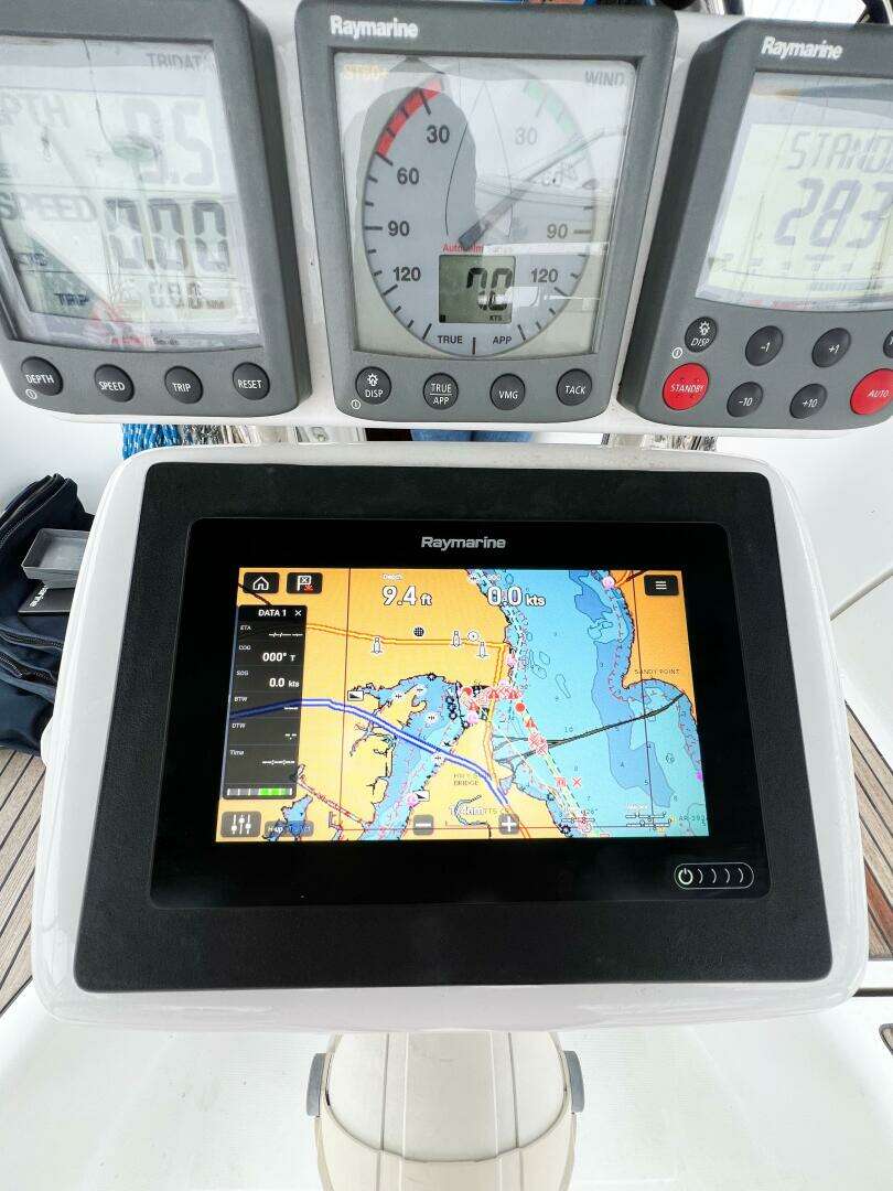 2007 Beneteau 373 - Image 21