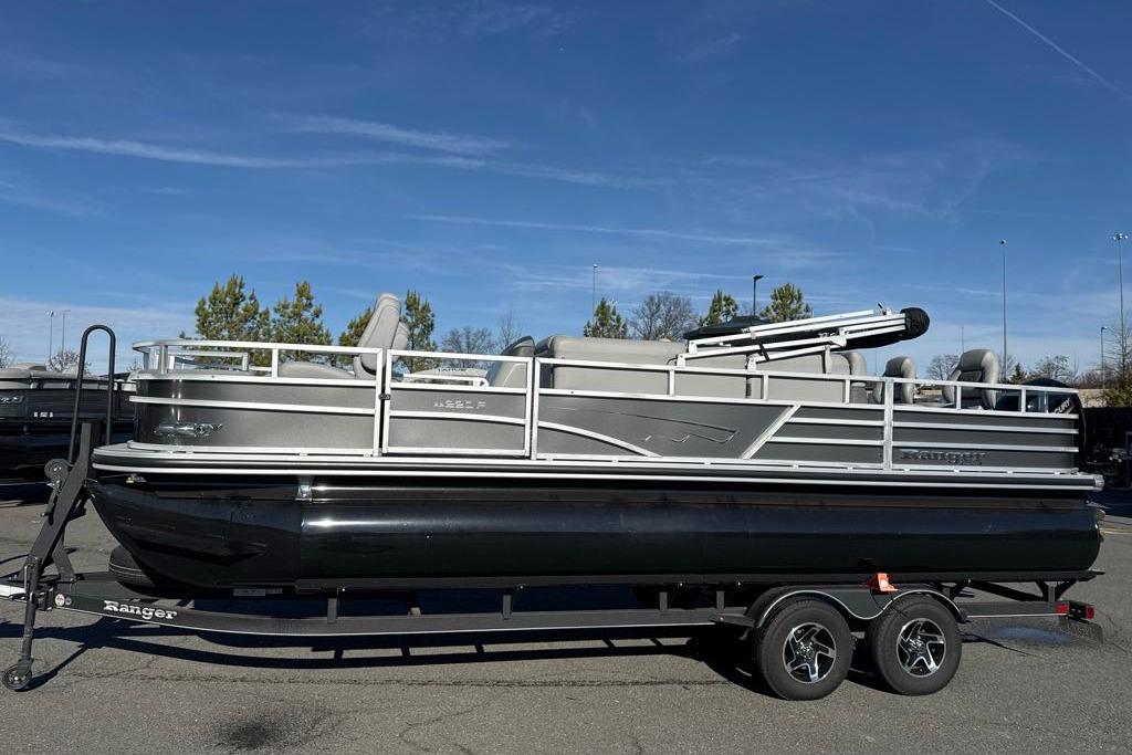 2024 Ranger Reata 220F