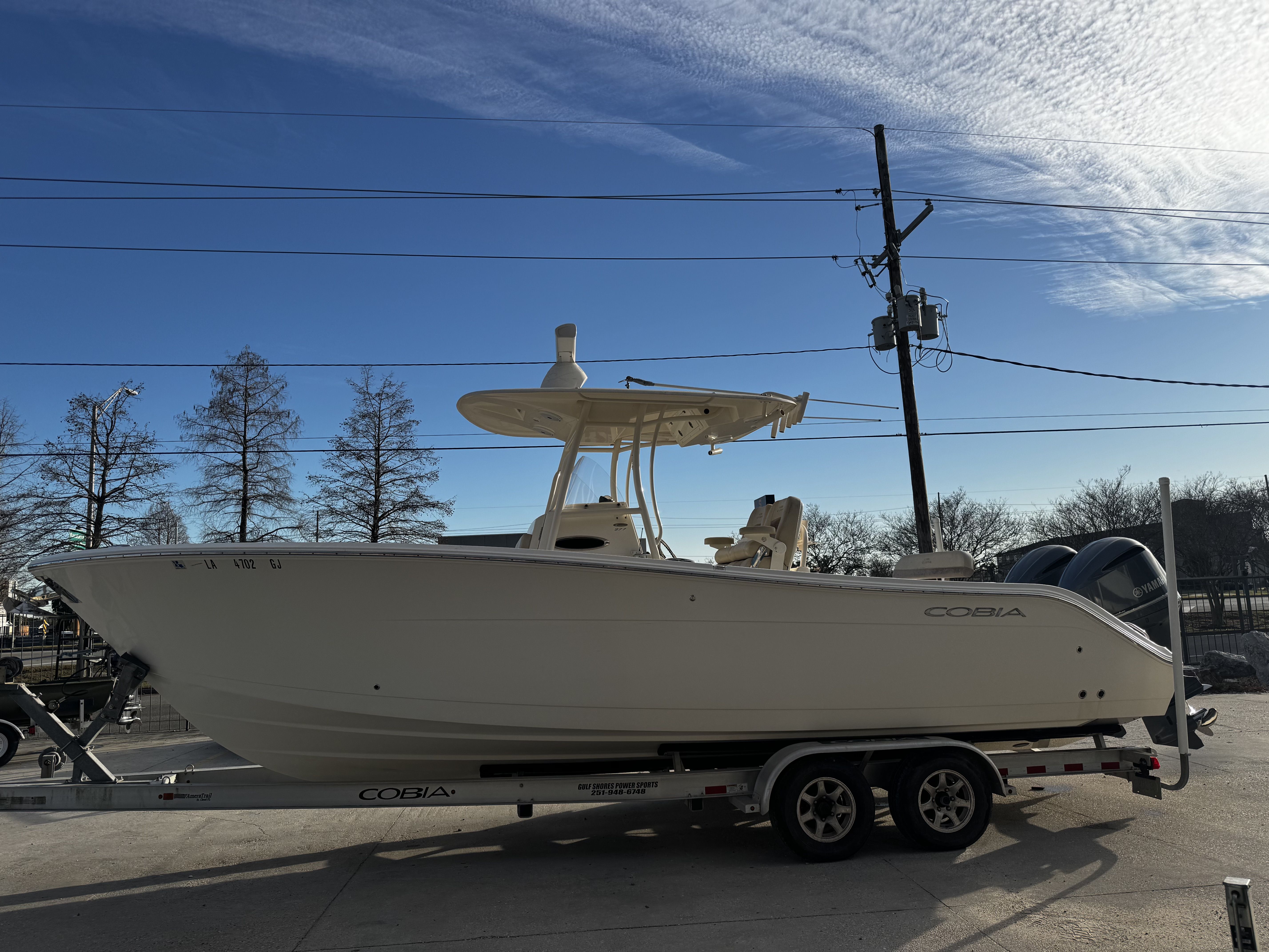 2017 Cobia 277 Center Console - 11