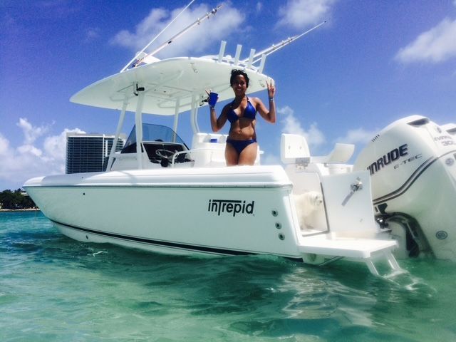 2006 Intrepid 30 Open