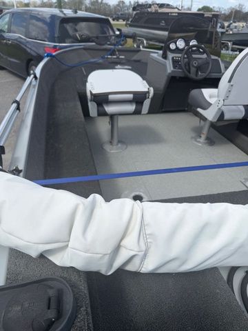 2014 Starcraft Explorer 160 SC - 4