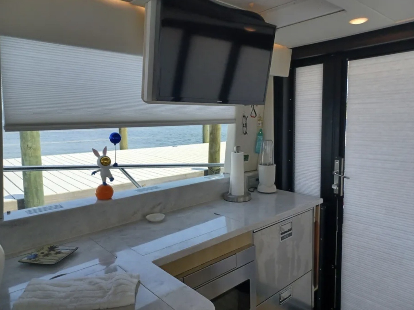 2023 Regal 42 FXO - Image 13