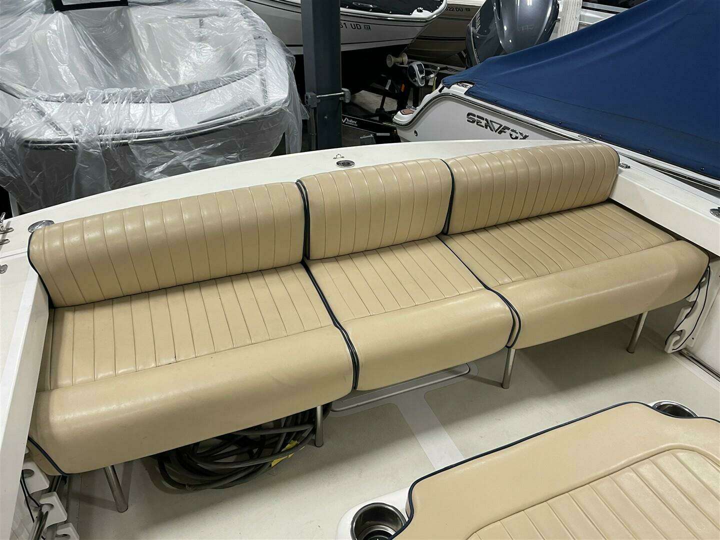 2005 Hunt Yachts 25 Surfhunter - Image 6
